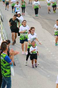 BIB: 1007
                            <button type="button" onclick="openModal(3556214)" class="btn btn-primary btn-sm float-right btn-popup" data-toggle="modal" data-target=".modal-high-quality">
                        <i class="fas fa-shopping-cart"></i> Add to Cart
                    </button>
                                            <button type="button" onclick="isThisMe(3556214, true)" class="btn btn-success btn-sm float-right btn-popup btn-isme hidden" data-toggle="tooltip" data-placement="bottom" title="นี่คือรูปของคุณใช่ไหม คลิกที่นี่เพื่อเอาเข้าอัลบั้ม">
                        <i class="fas fa-plus"></i> Add to album
                    </button>
                    <button type="button" onclick="isThisMe(3556214, false)" class="btn btn-warning btn-sm float-right btn-popup btn-isnotme hidden">
                        <i class="fas fa-ban"></i> Remove from album
                    </button>